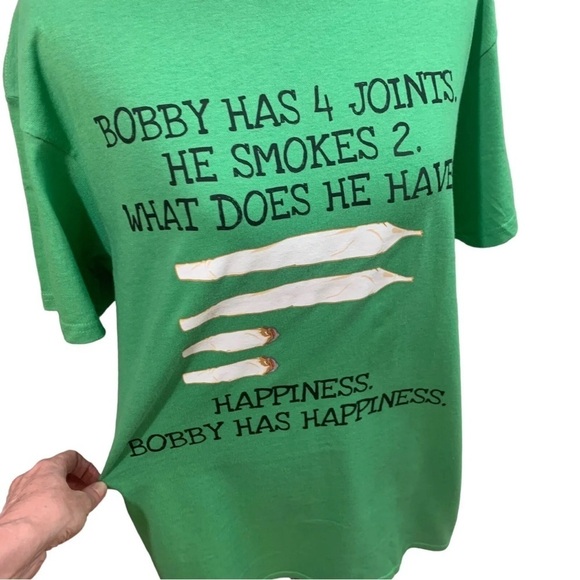 Spencer's Women's Crewneck T-Shirt M Medium NWT Mary Jane Graphic Print Green - Picture 2 of 5